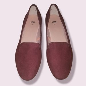 ⚡H&M⚡Burgundy Slip-on Loafers